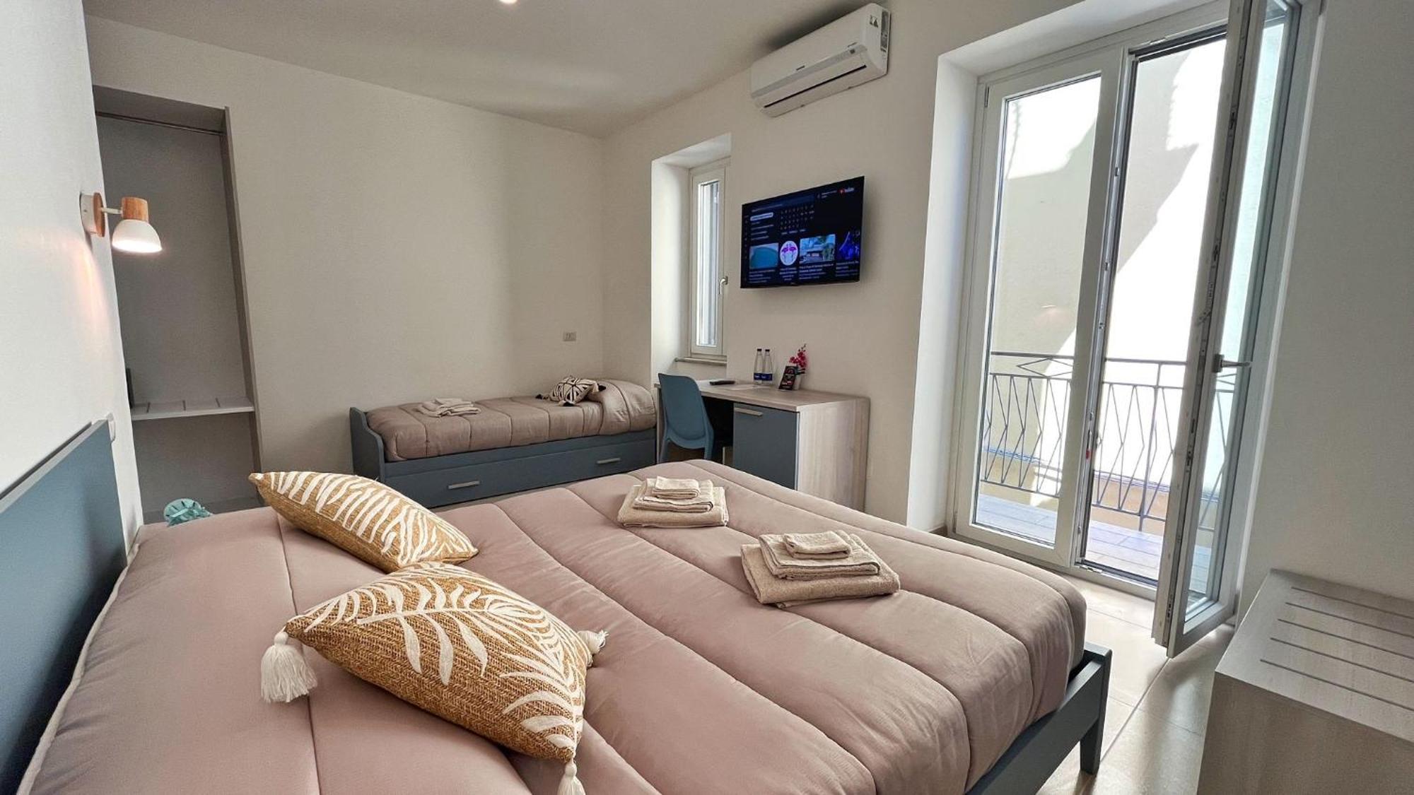 Flamingo Suites Marina di Camerota Ngoại thất bức ảnh
